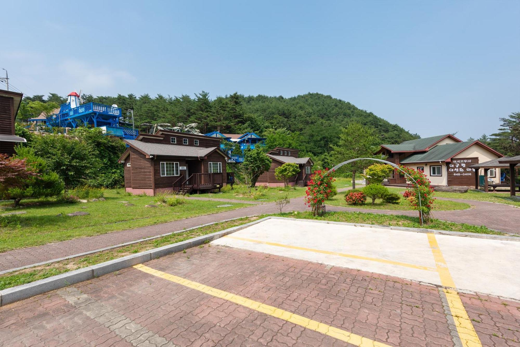 Gangneung Yasaenghwa Maeul Hotel Luaran gambar